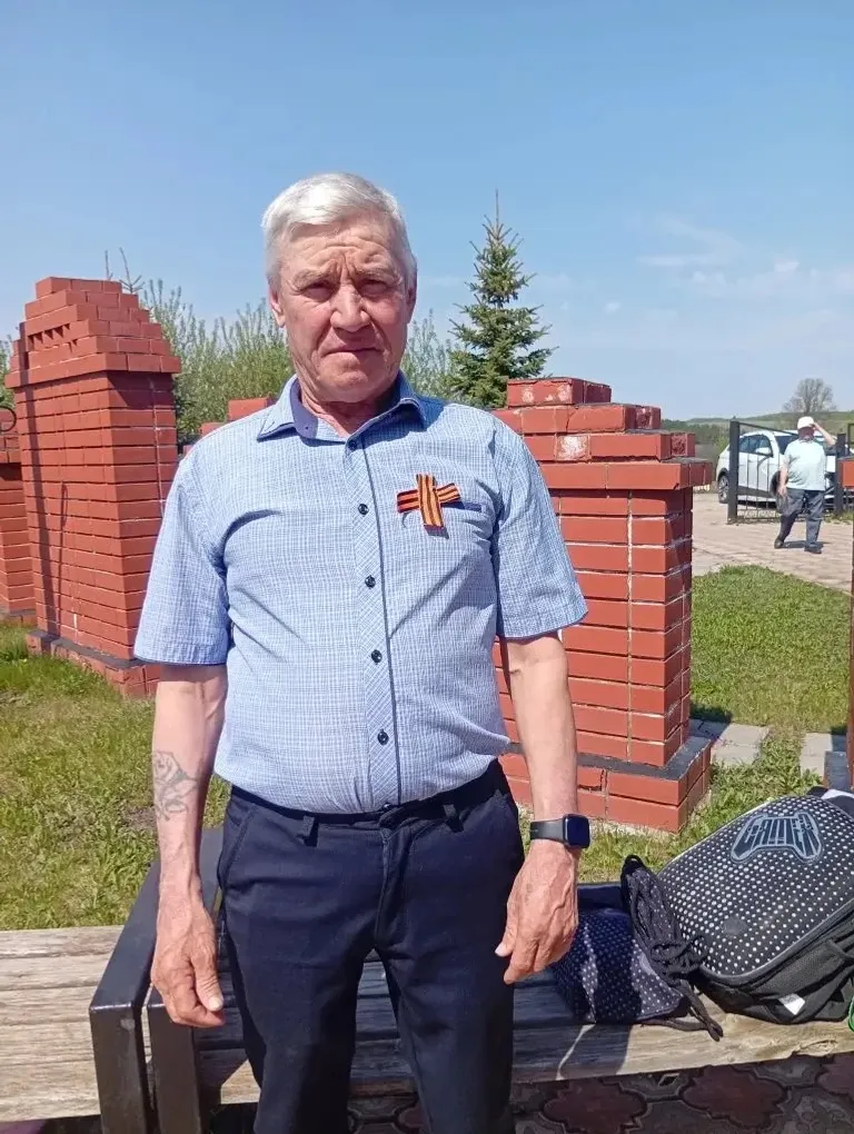 Памяти славных героев будем достойны