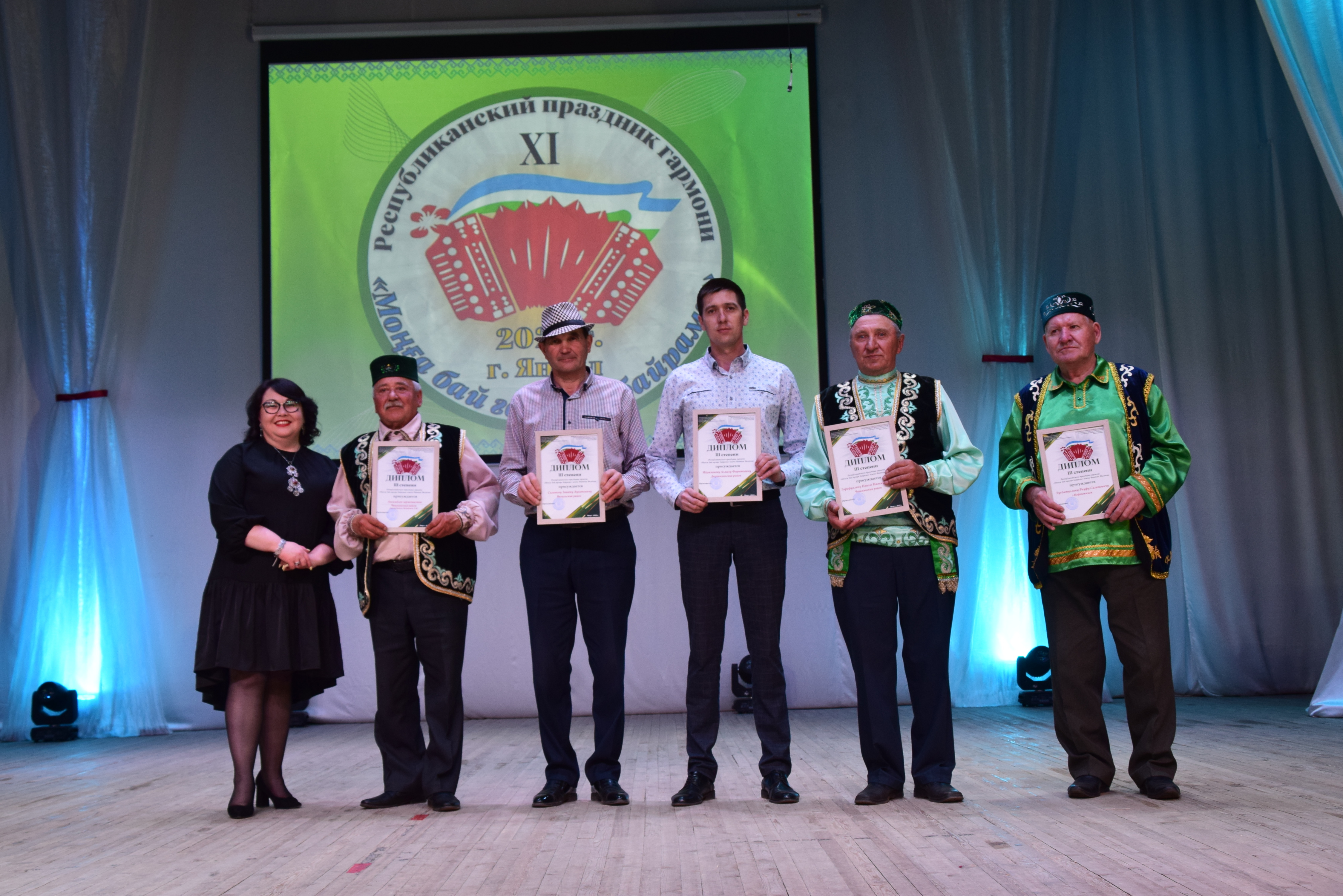 В Башкирии гармонистов приглашают к участию в конкурсе «Моңға бай гармун байрамы»