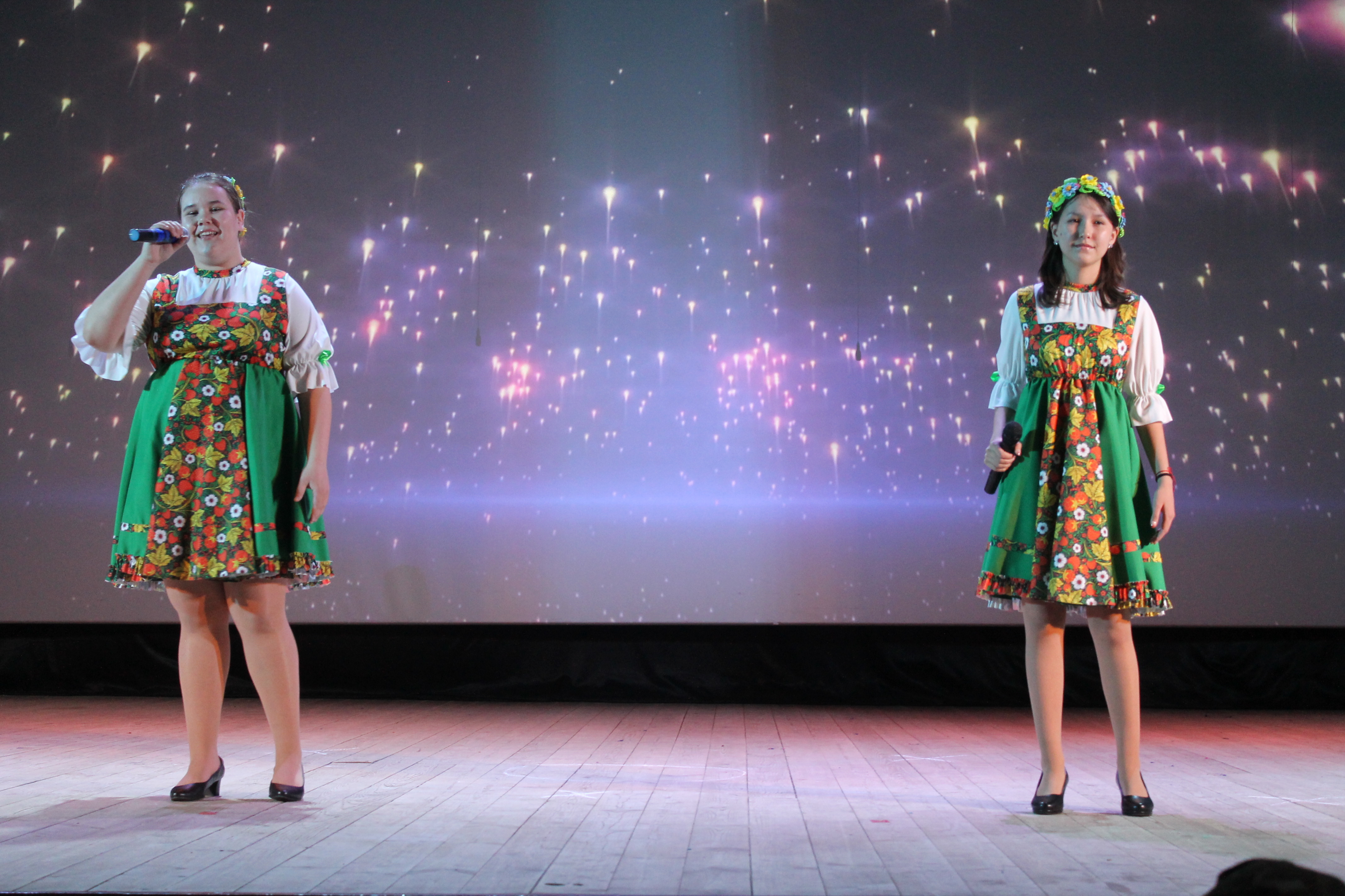 Поддержим СВОих