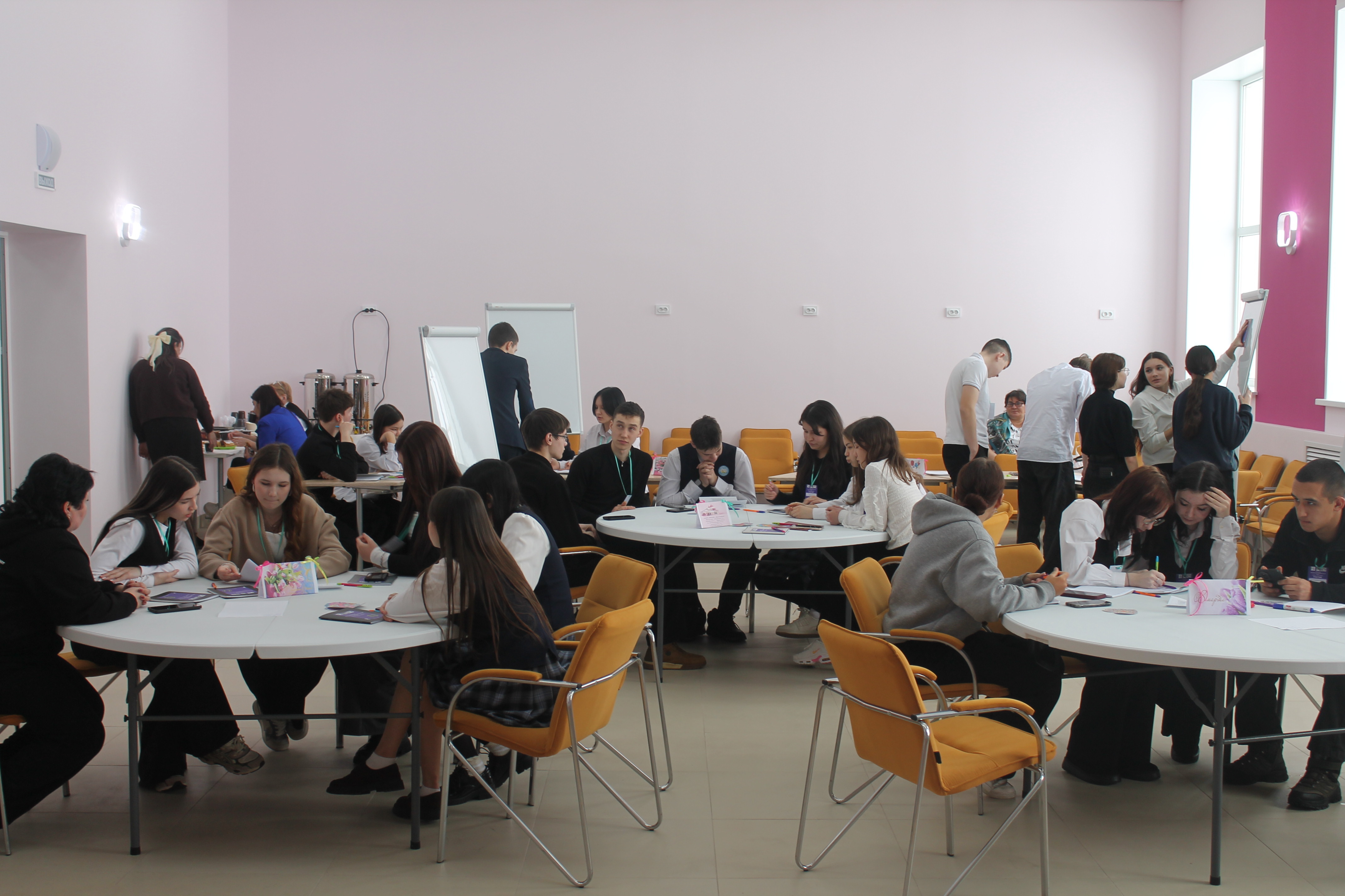 На образовательном форуме – актуальные проекты