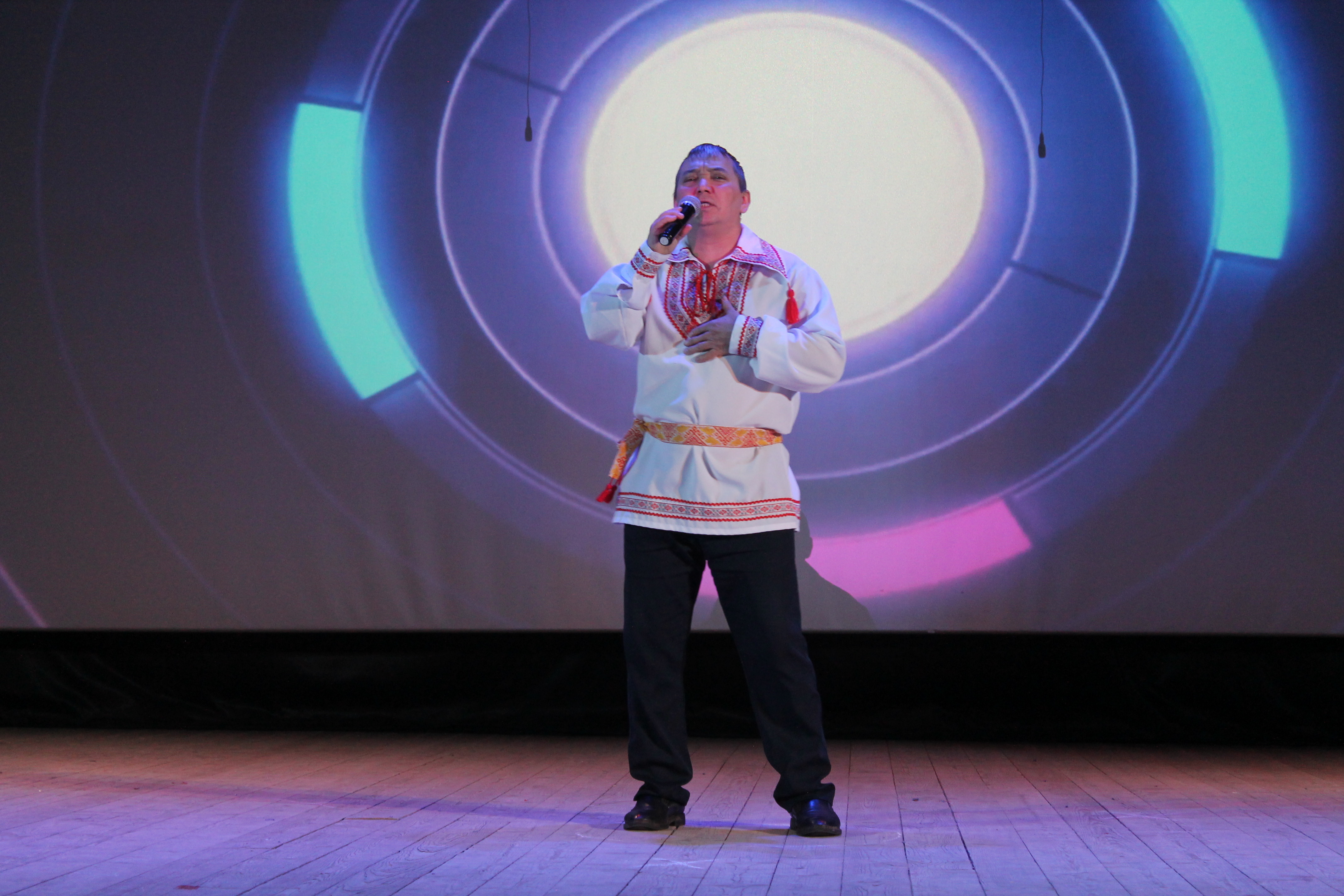 Поддержим СВОих