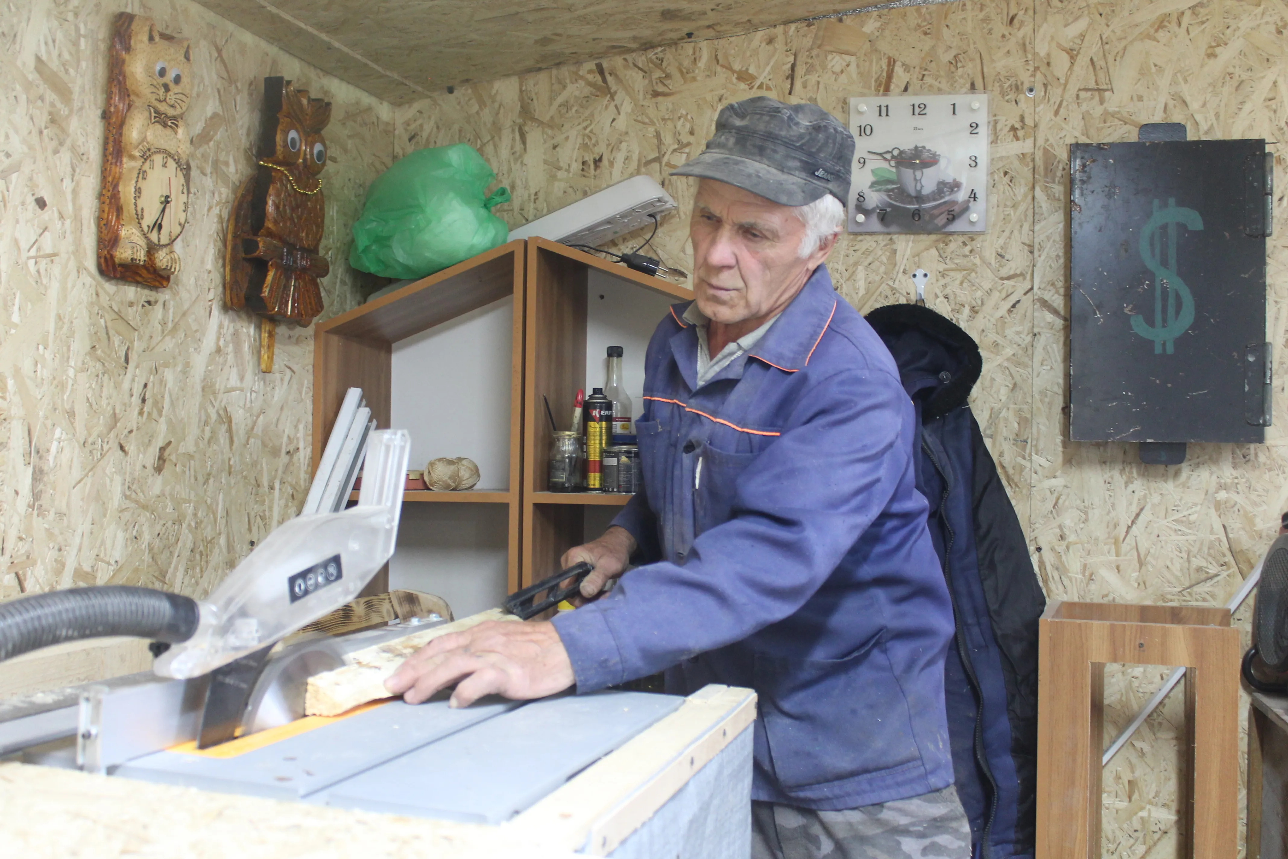 Красоту создает своими руками