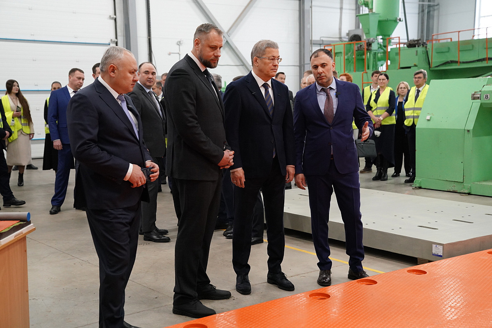 На выездном «Промчасе» обсудили расширения производства композитных материалов