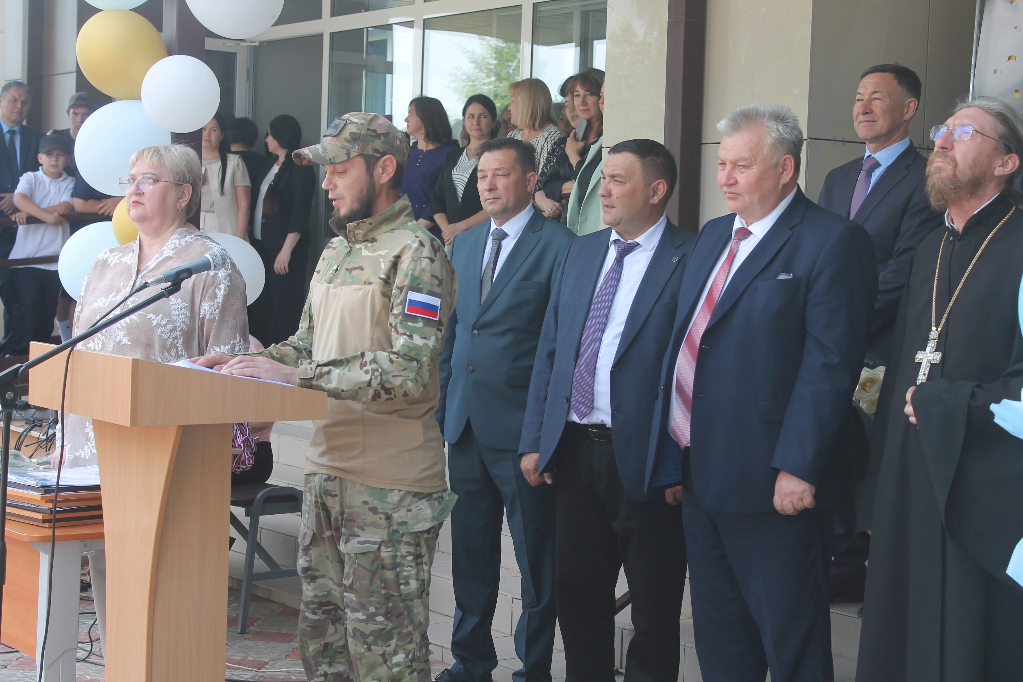 В добрый путь, выпускники!