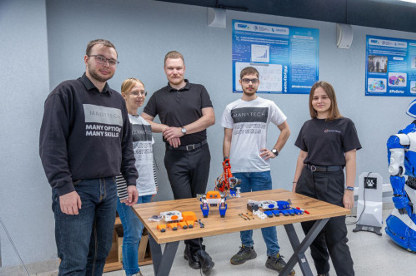 Уфимские студенты создали уникальные образовательные наборы по робототехнике