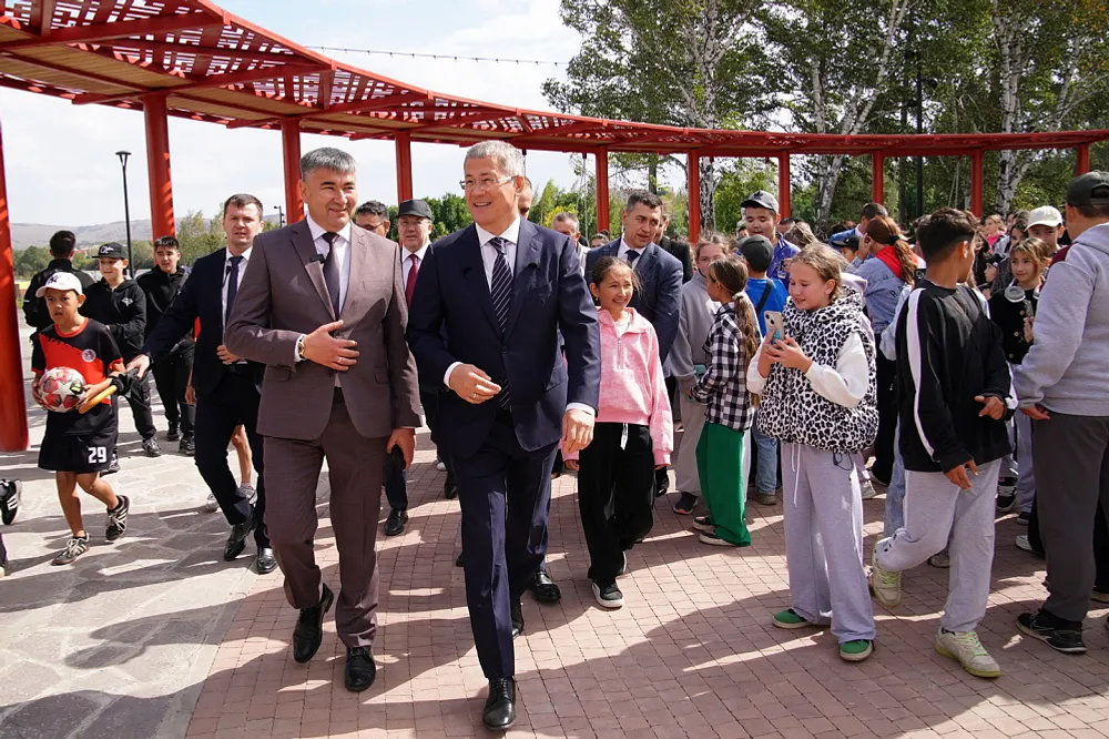 Реконструкцию парка Салавата Юлаева в Баймаке планируют завершить осенью 2025 г.