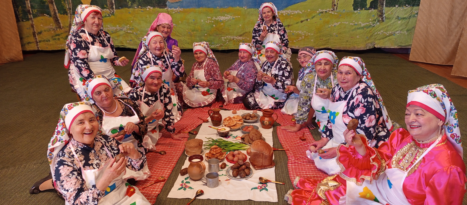 В народных играх – беззаботное детство и веселая юность