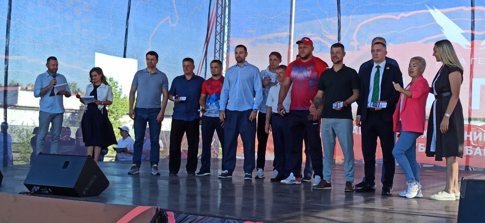 Во всем нужна сноровка, закалка, тренировка: День физкультурника в Башкирии встретили «Гонкой героев»