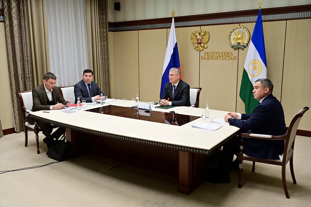 Радий Хабиров принял участие в совещании по вопросам образования