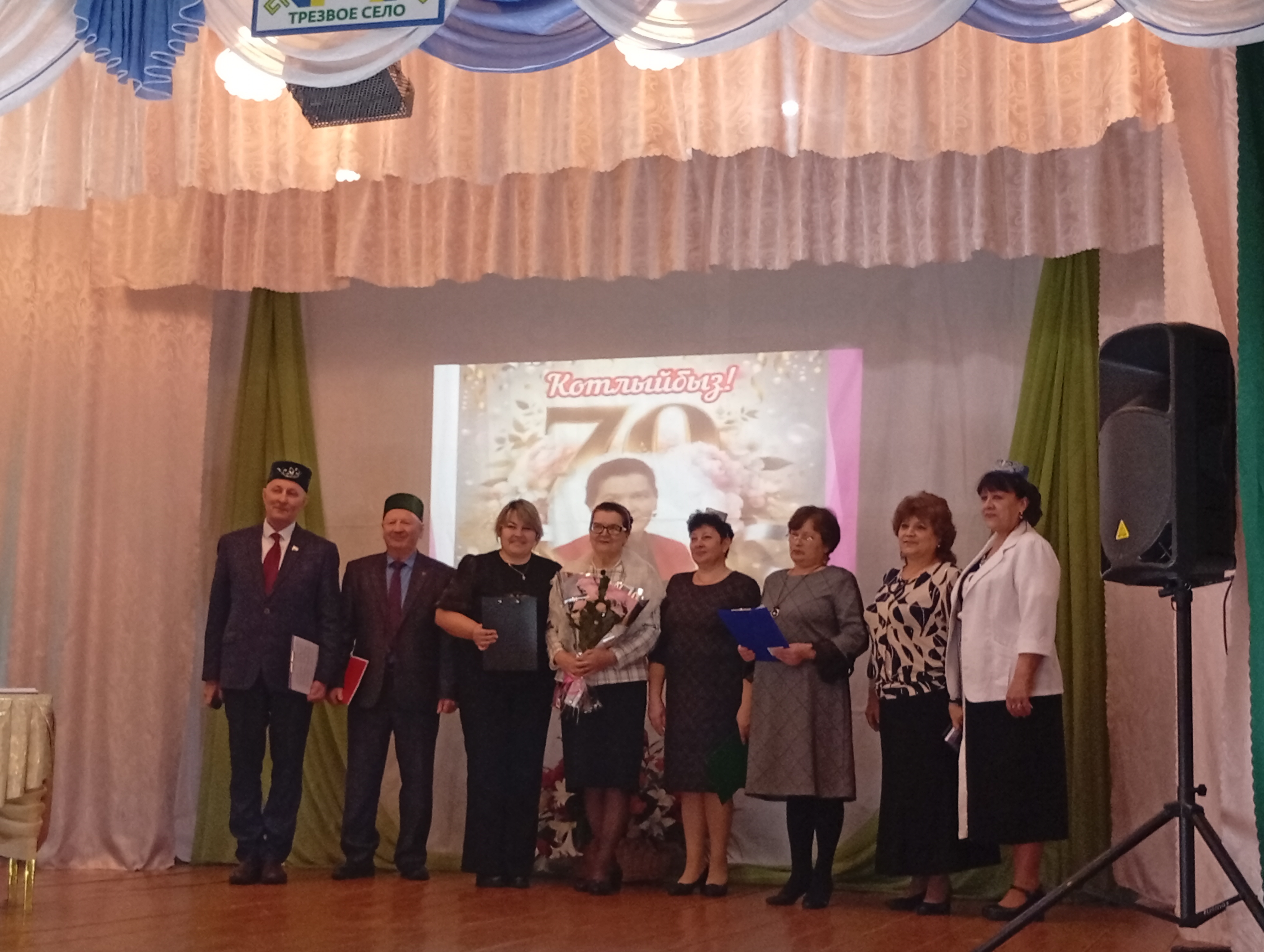 В ее душе всегда весна