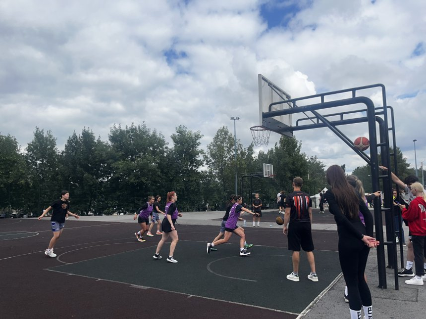 В Уфе в рамках фестиваля здоровья и туризма состоялся «Баскет НА РАХАТЕ»