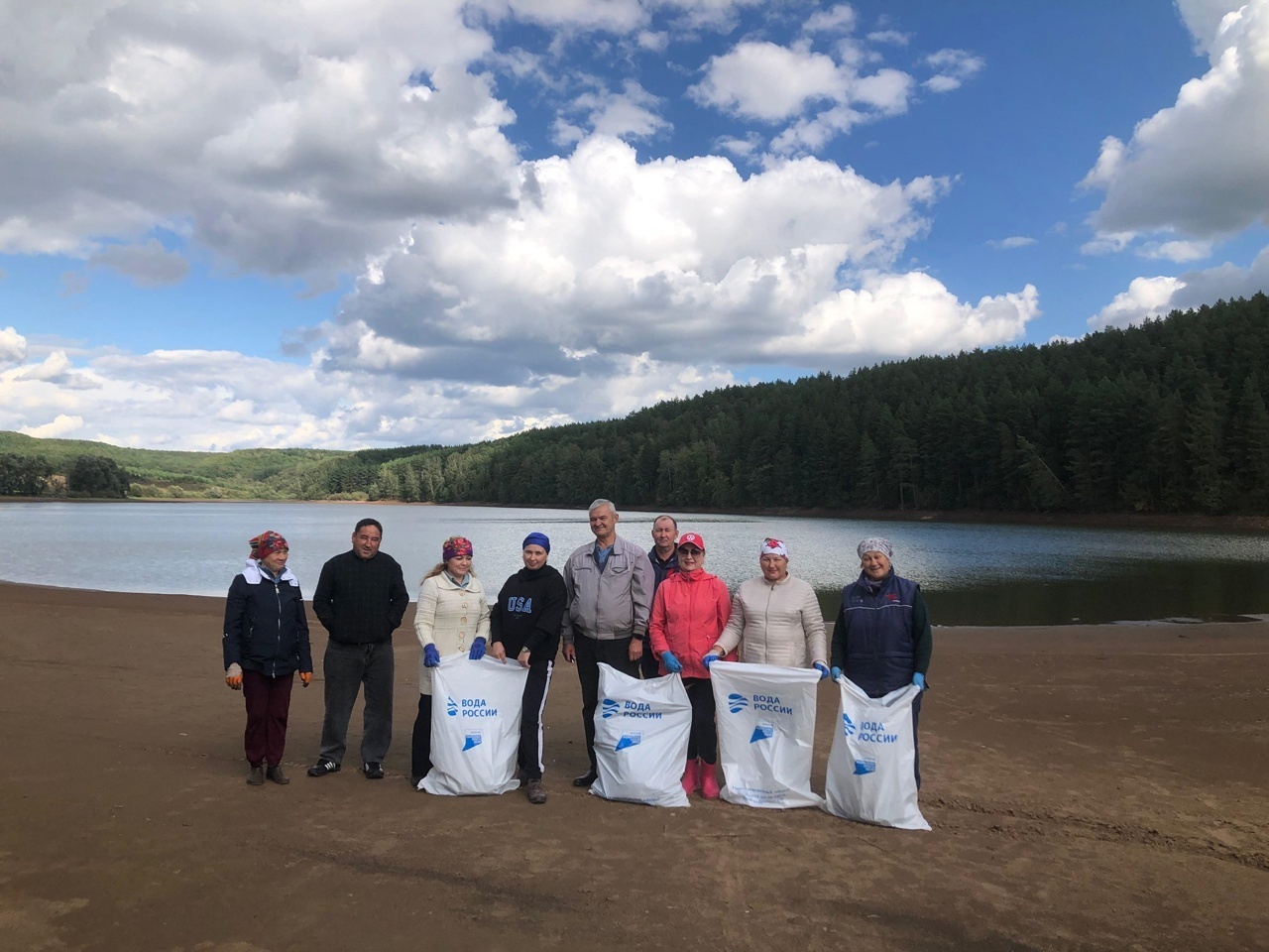 Давайте вместе делать окружающий кружающий нас мир лучше!