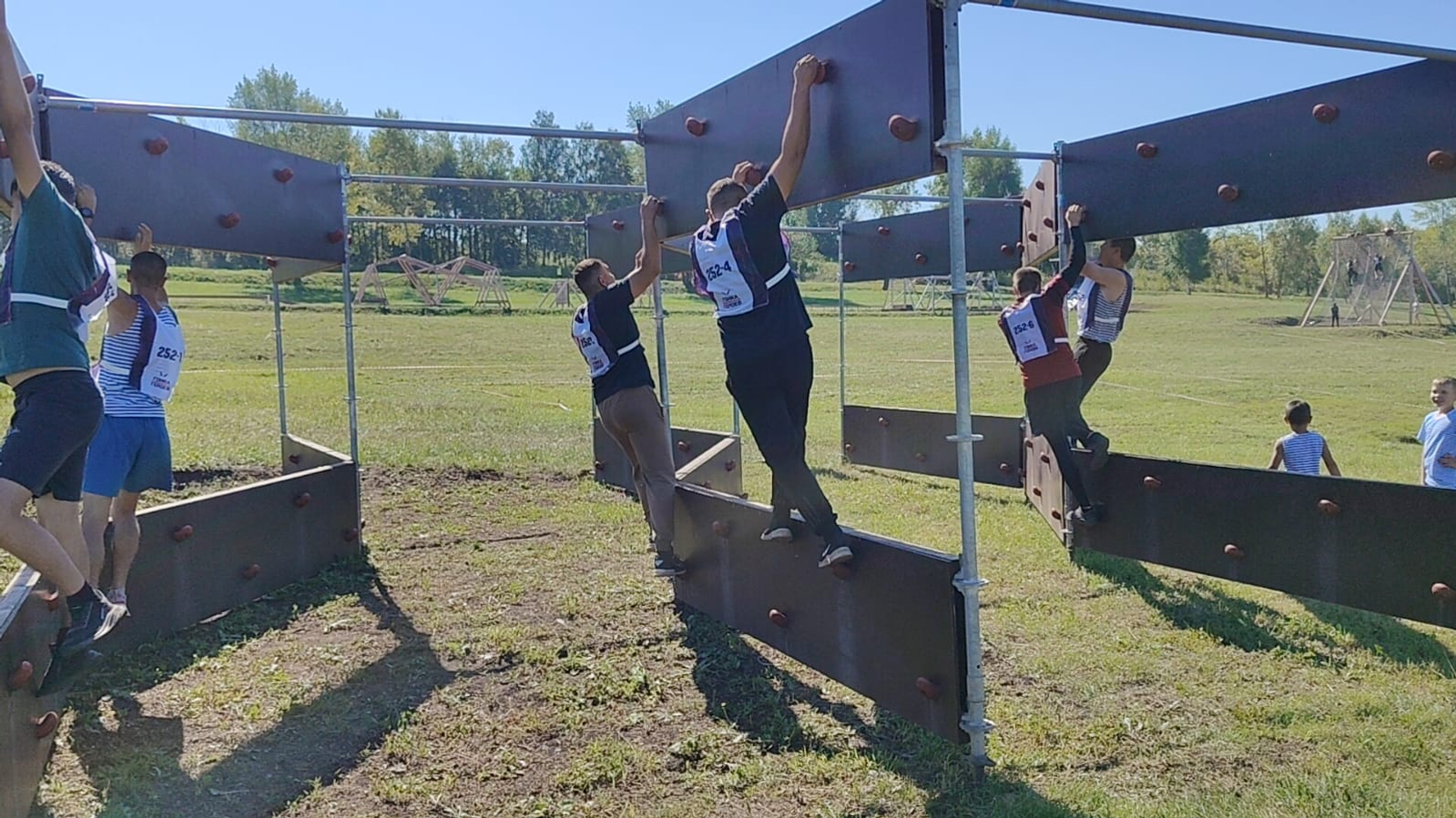 Праздник мужества, отваги, чести