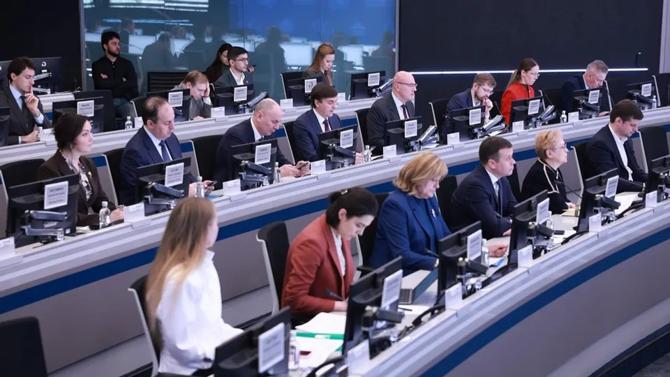 Радий Хабиров принял участие в совещании по вопросам образования