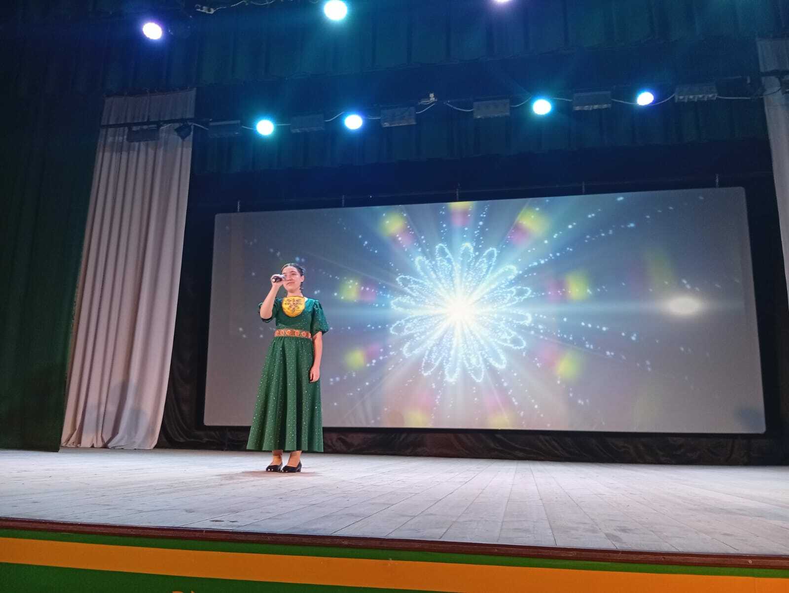 «Шаран тургае»: звонкие голоса, национальные мелодии