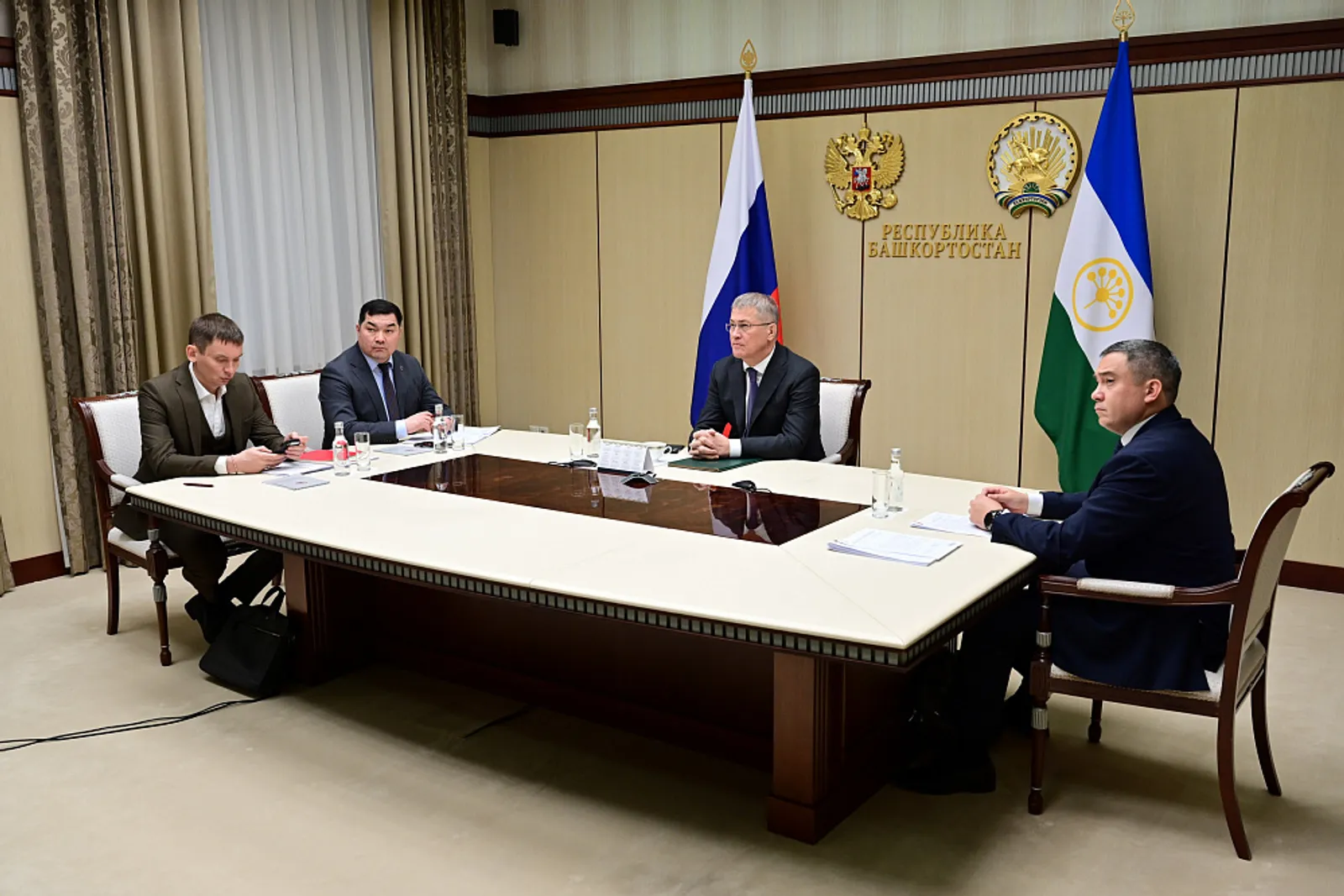 Радий Хабиров принял участие в совещании по вопросам образования