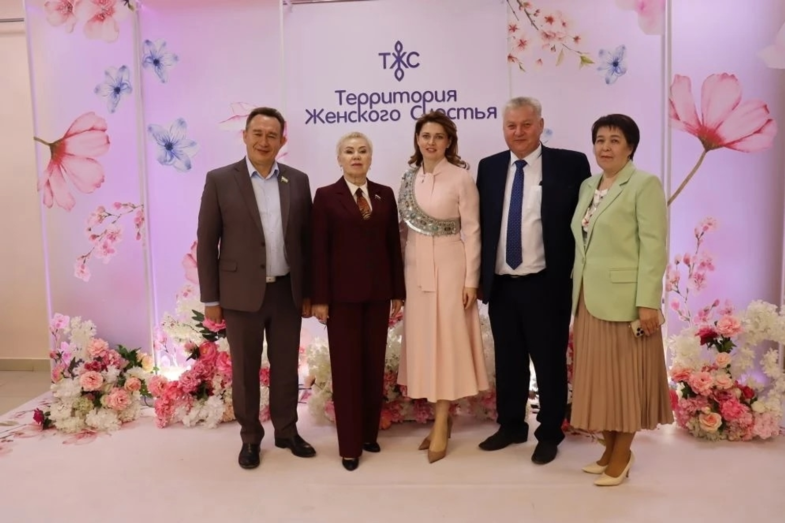 Территория женского счастья: душевно, красиво, креативно