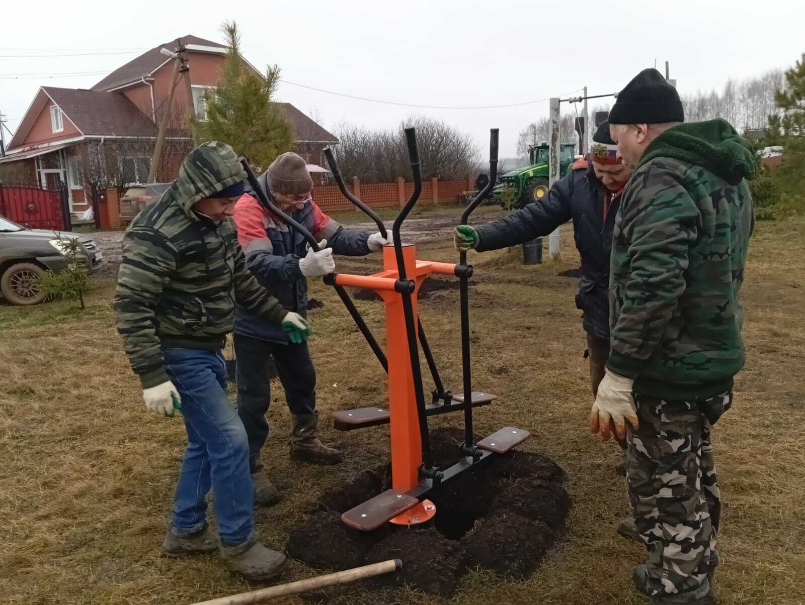 В деревне Новый Тамьян - спортивный уголок