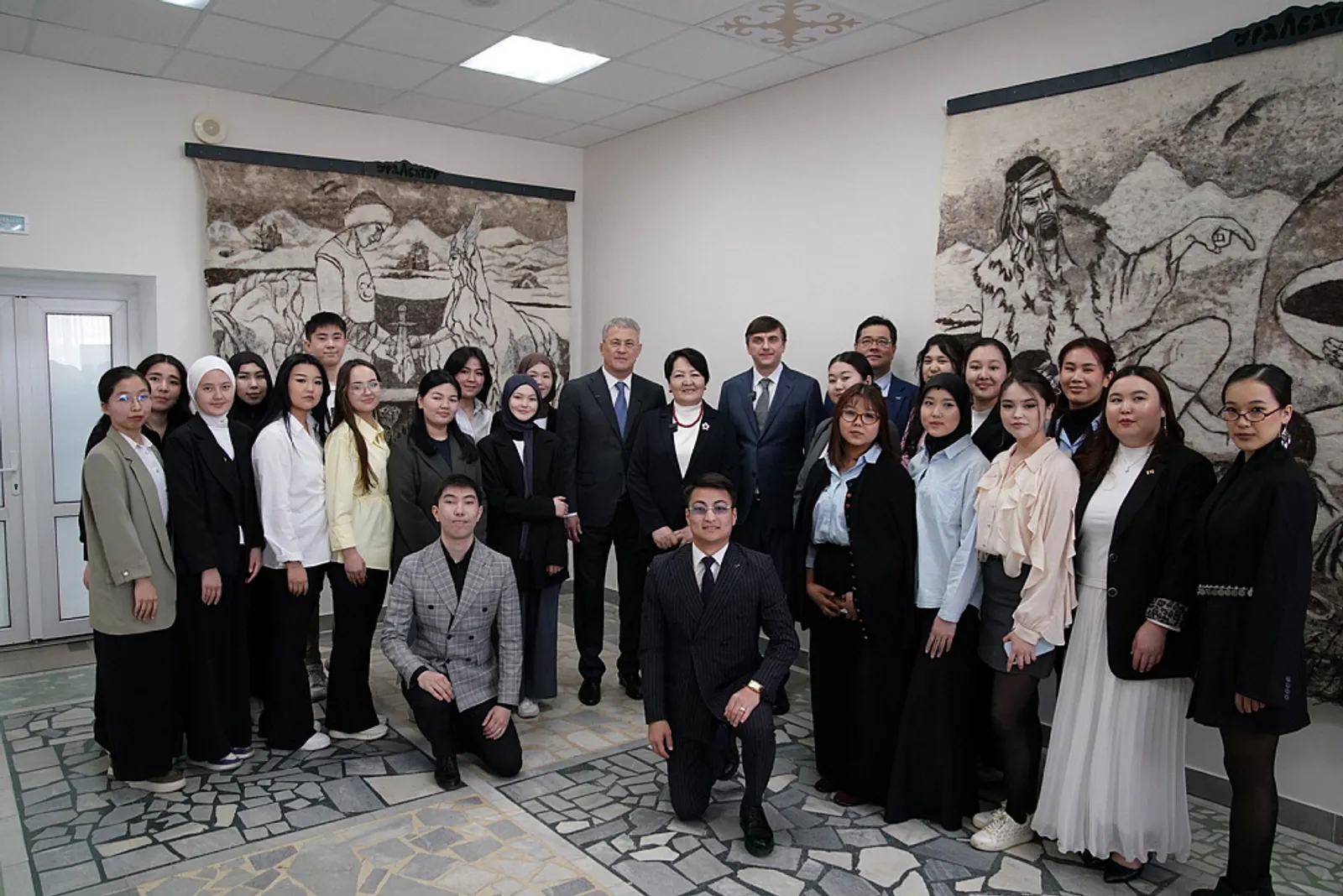 Министры просвещения России и Кыргызстана оценили возможности Технопарка