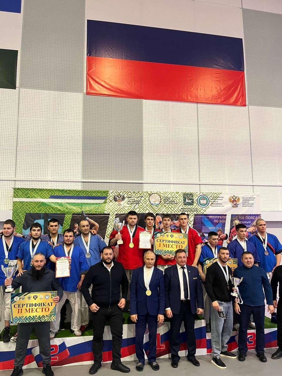 И снова на пьедестале почета – борцы Шаранского района