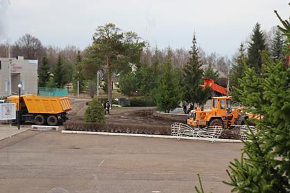 В Шаранском районе продолжается масштабное благоустройство центральной площади