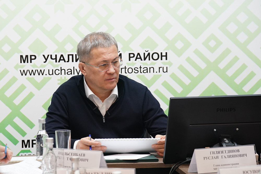 Радий Хабиров обсудил с главврачами больниц Зауралья эффективности работы