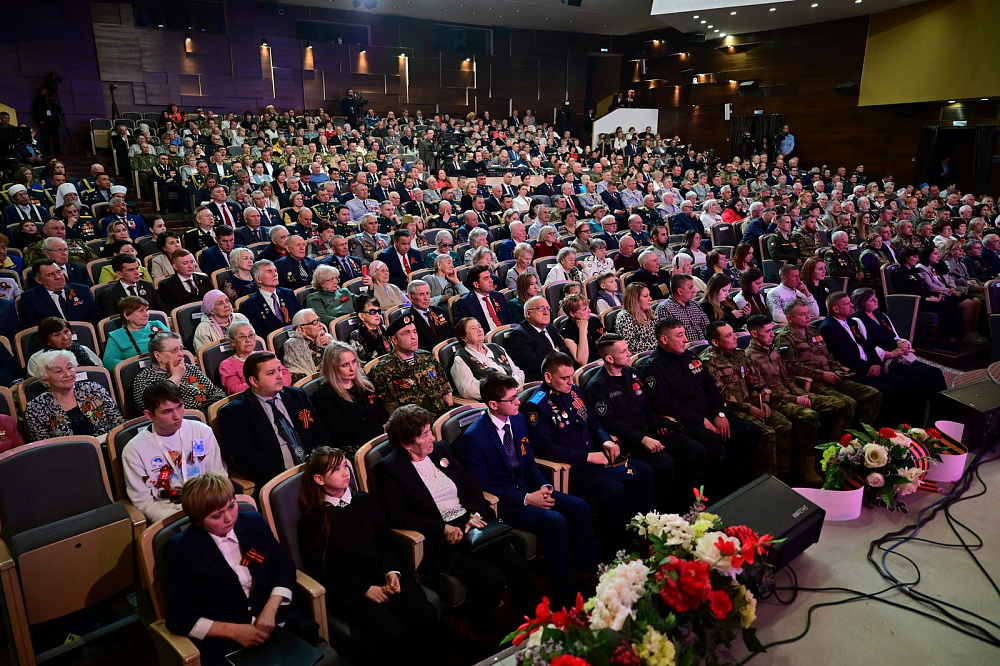 Радий Хабиров: «80-летие Великой Победы – священный день для всех поколений»