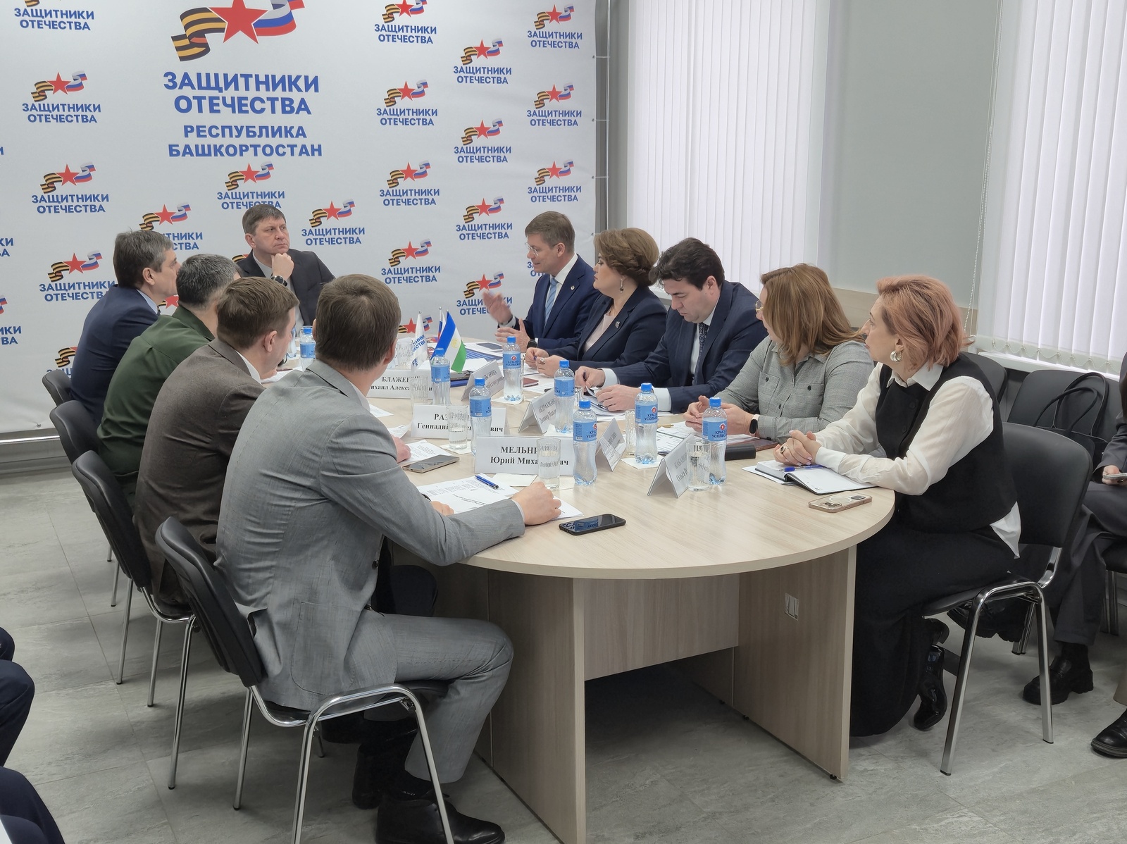 Александр Тихонов ознакомился с работой филиала фонда «Защитники Отечества»