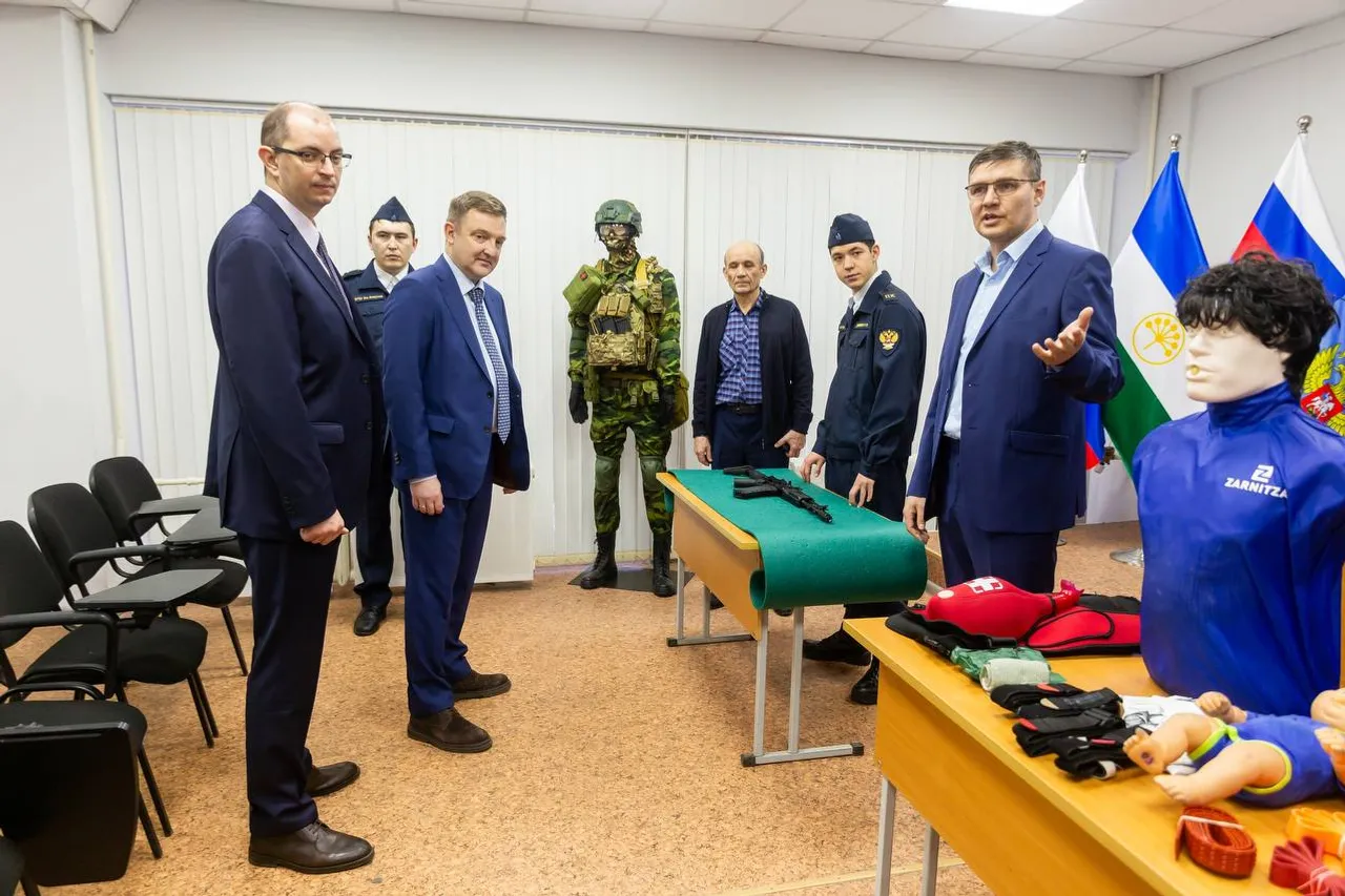 Замглавы Минпросвещения РФ Александр Бугаев посетил в Уфе БГПУ имени Акмуллы