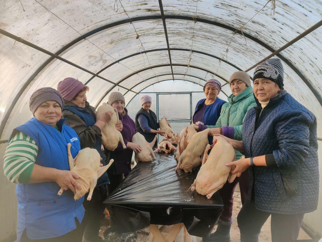 Красивому сельскому празднику жить!