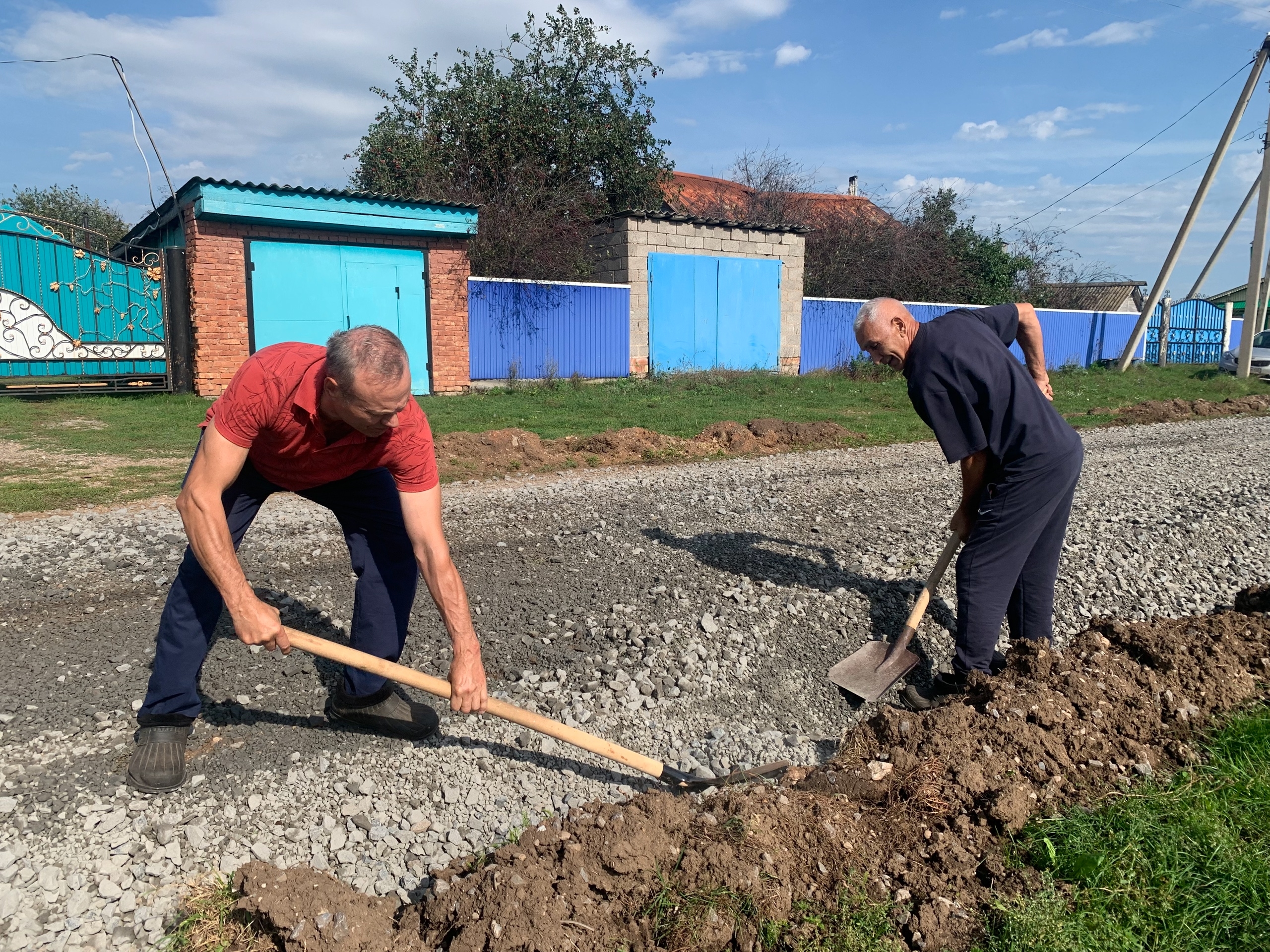 Провели текущий ремонт дороги