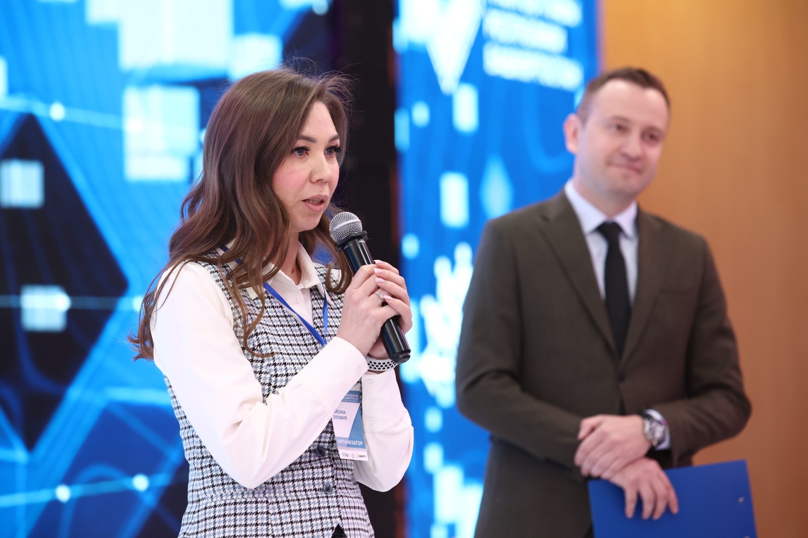 В конгресс-холле «Торатау» начал свою работу Гражданский форум Республики Башкортостан