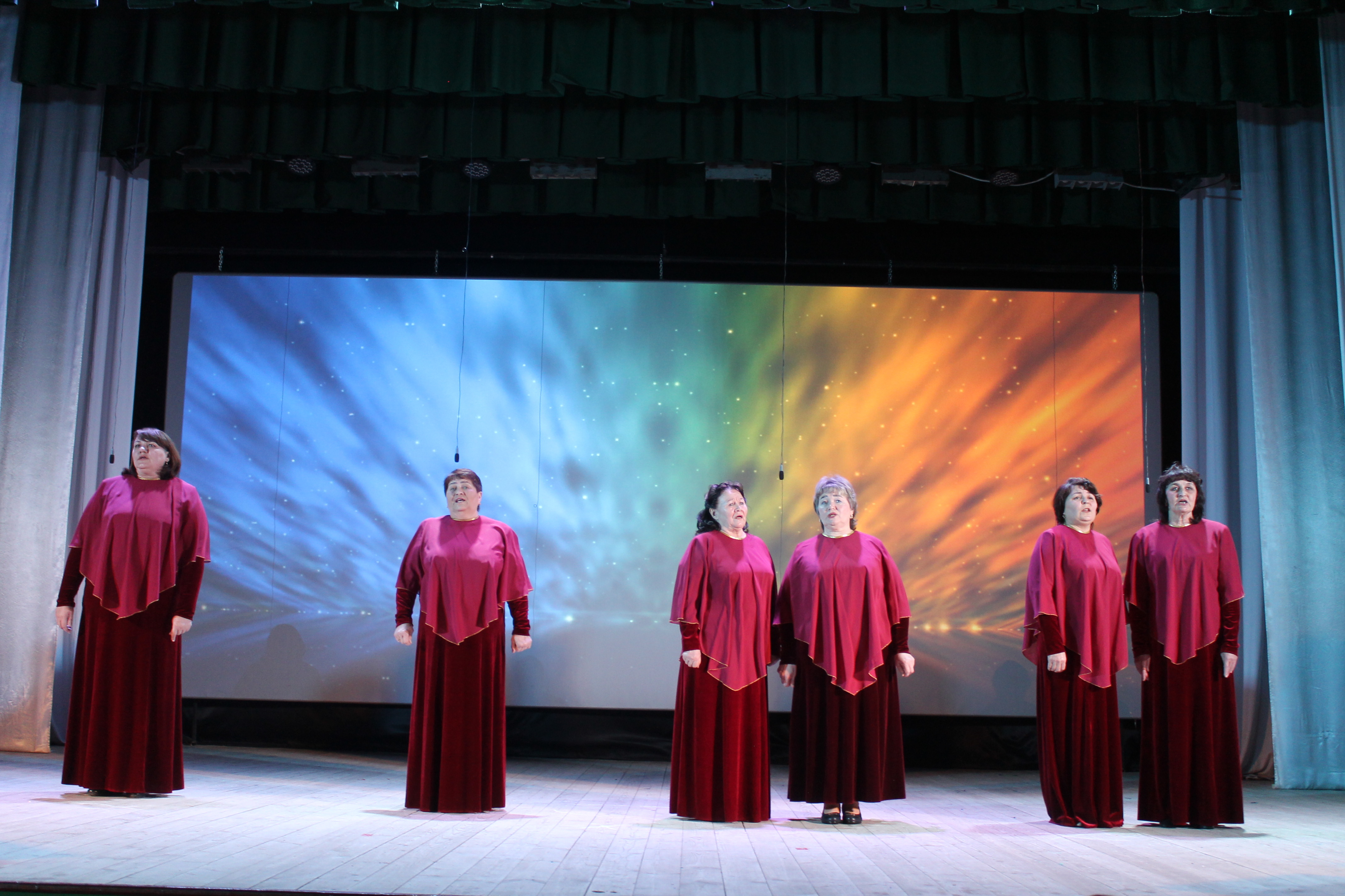 Поддержим СВОих