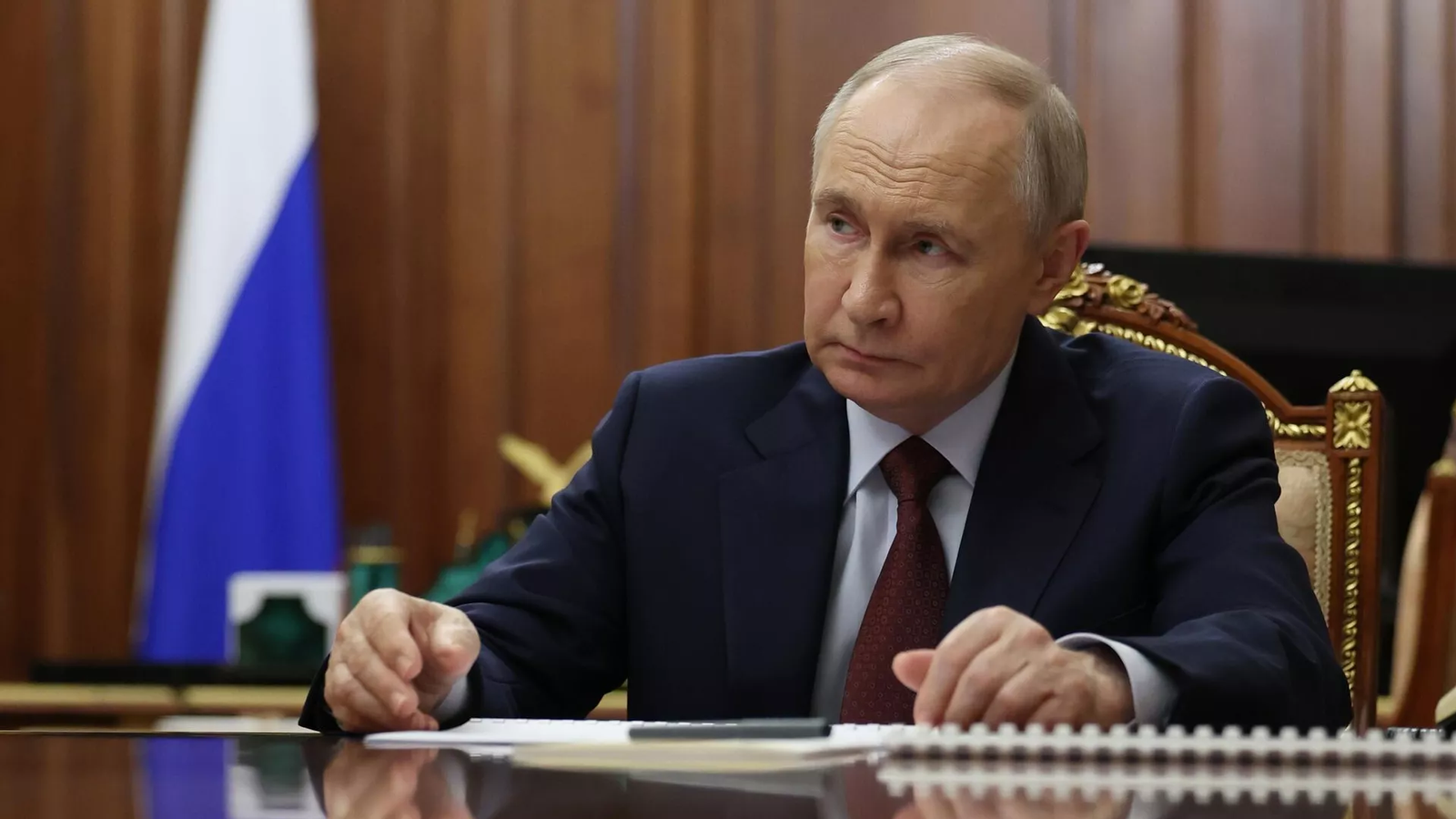 Путин назвал помощь бойцам СВО данью государства