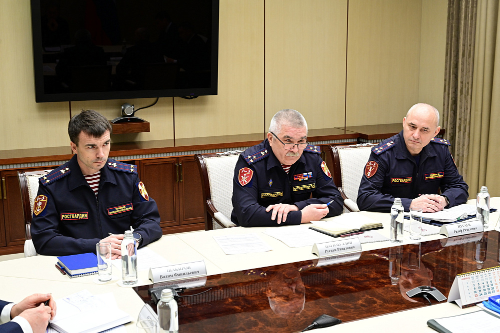 Встреча с врио начальника Управления Росгвардии Рустамом Нагимуллиным