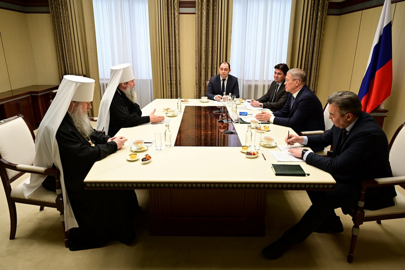 Глава встретился с митрополитом Екатеринбургским и Верхотурским Евгением