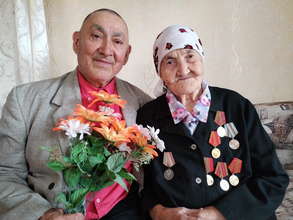 Посвятила себя высокому призванию учителя